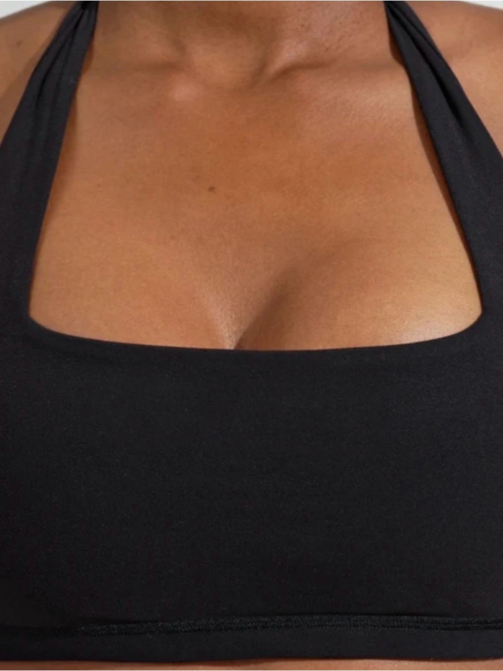 *NWOT* BuffBbunny Revolution Halter Sports Bra - Onyx Black - Size Medium